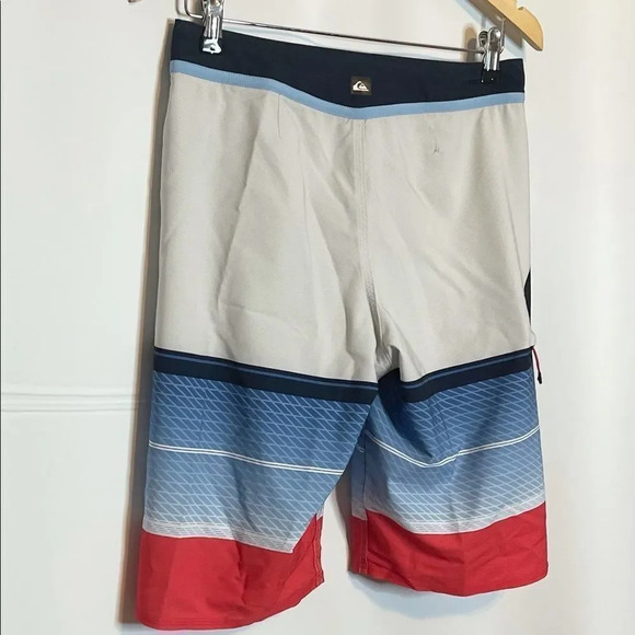 Quiksilver | high line board shorts 11” surf swim - Picture 5 of 8
